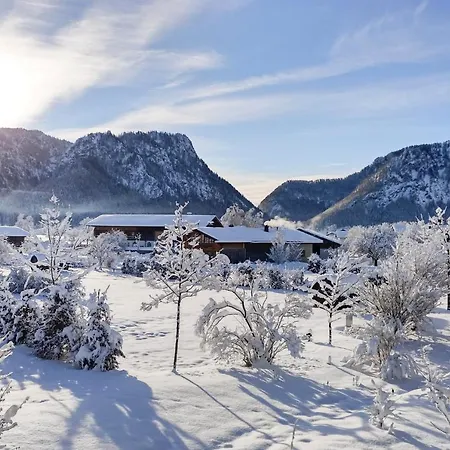 By S4y Chalet