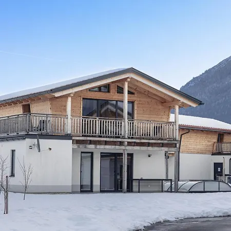 By S4y Chalet